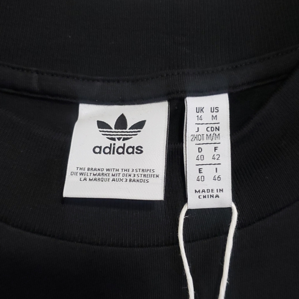 NEW Adidas Originals Tee - Picture 14 of 16